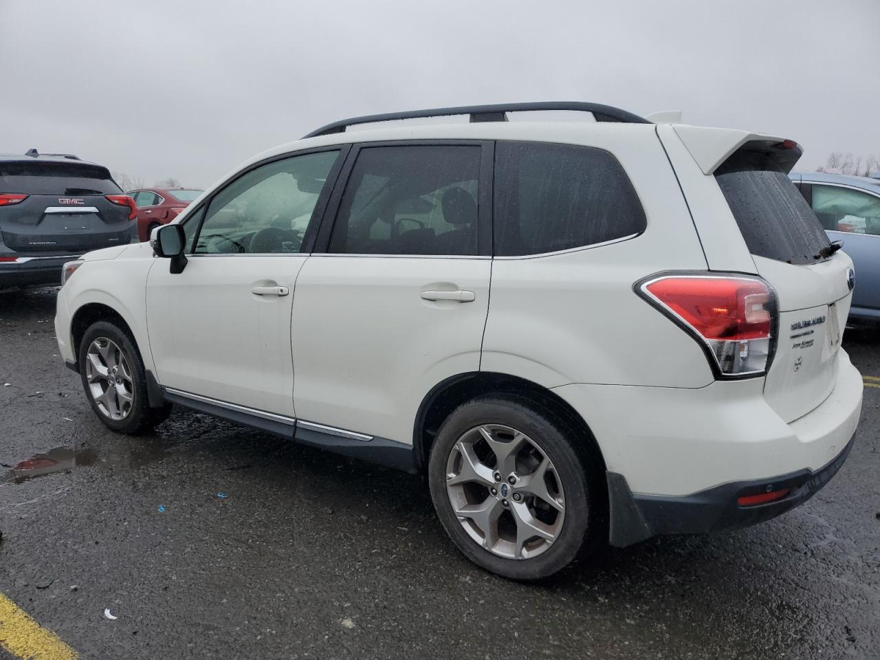 VIN JF2SJAWC5HH552072 2017 SUBARU FORESTER no.2