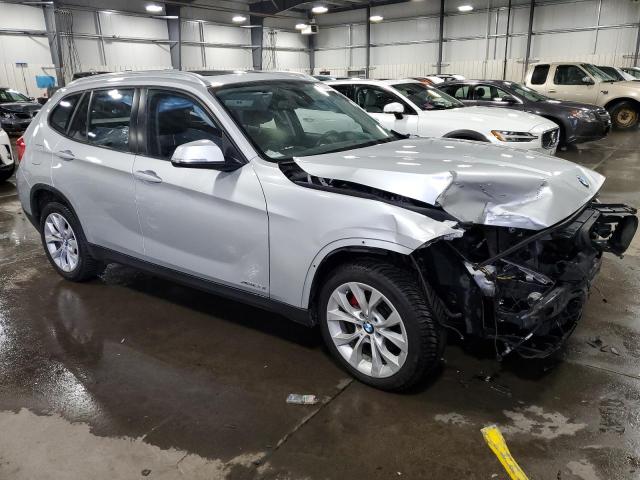  BMW X1 2014 Srebrny