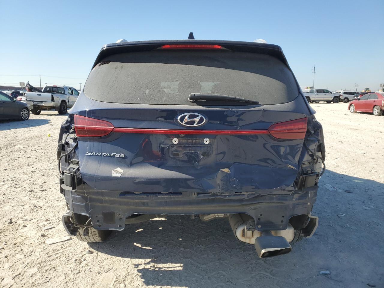 2022 Hyundai Santa Fe - Image 6