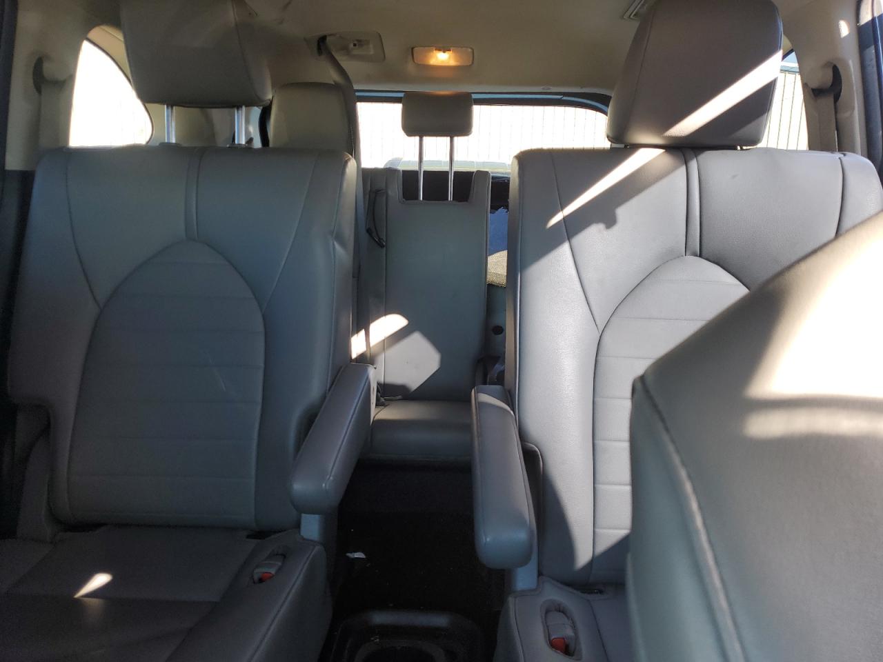 2021 Toyota Highlander - Image 10