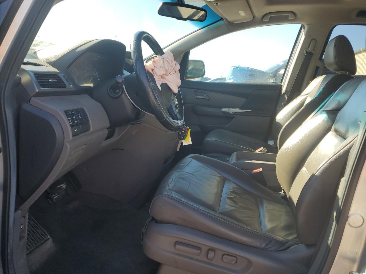 2011 Honda Odyssey - Image 7