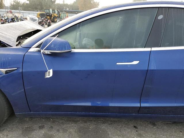  TESLA MODEL 3 2018 Синий