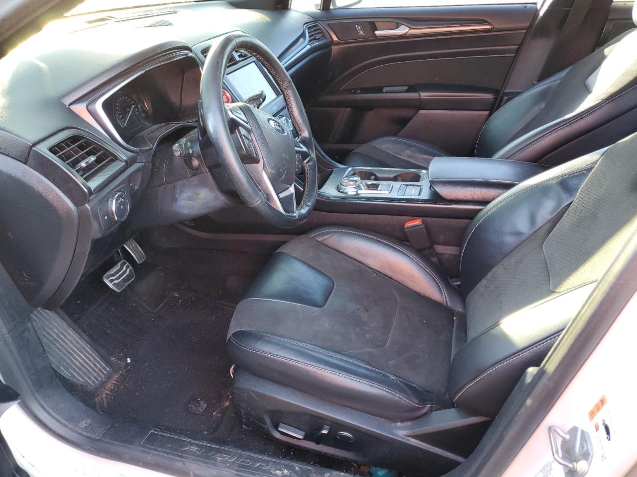 2019 Ford Fusion - Image 7