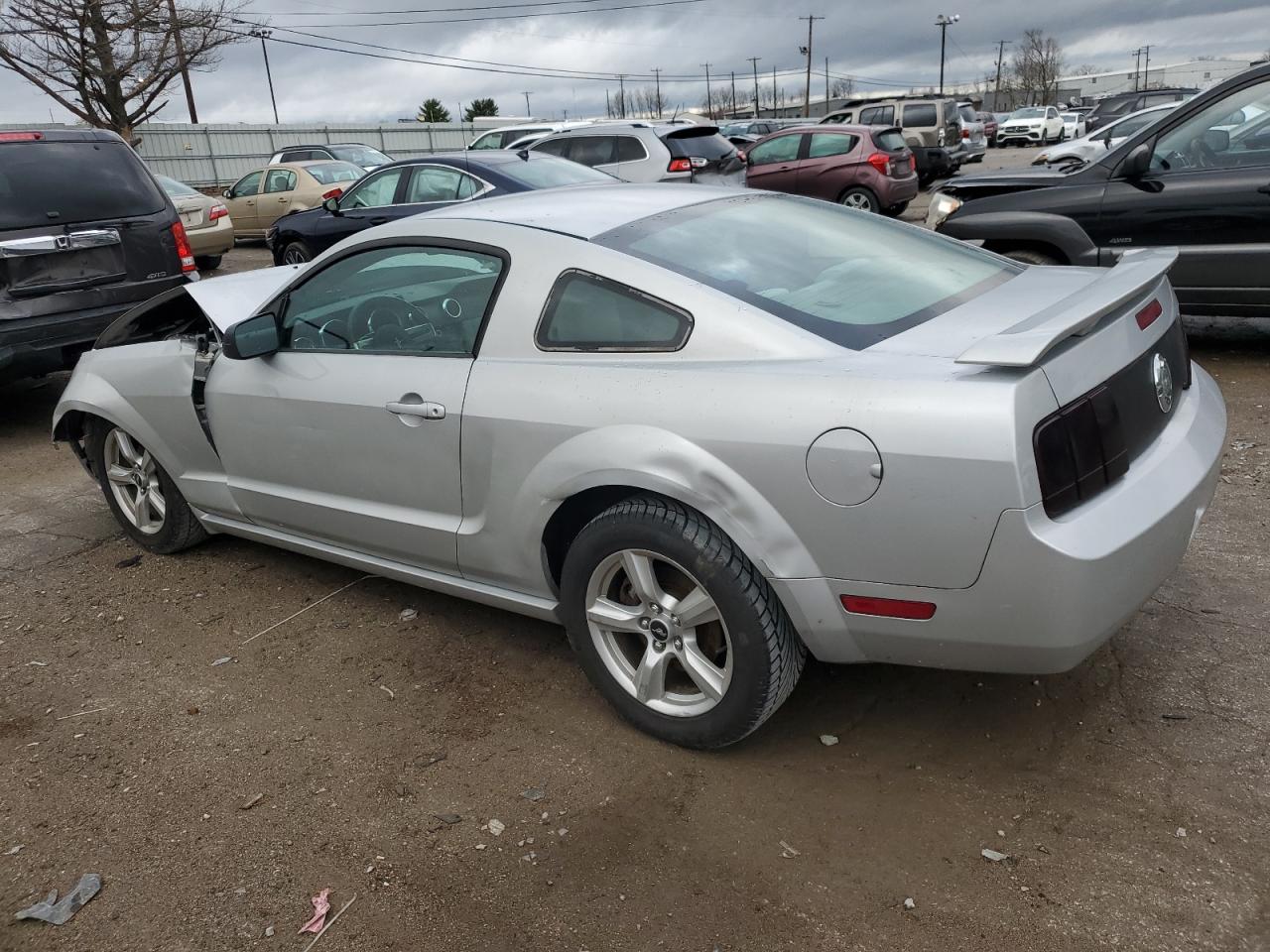 2006 Ford Mustang - Image 2
