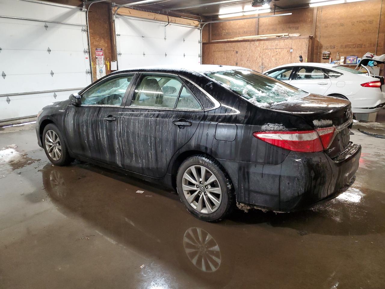 VIN 4T1BD1FK4HU222259 2017 TOYOTA CAMRY no.2