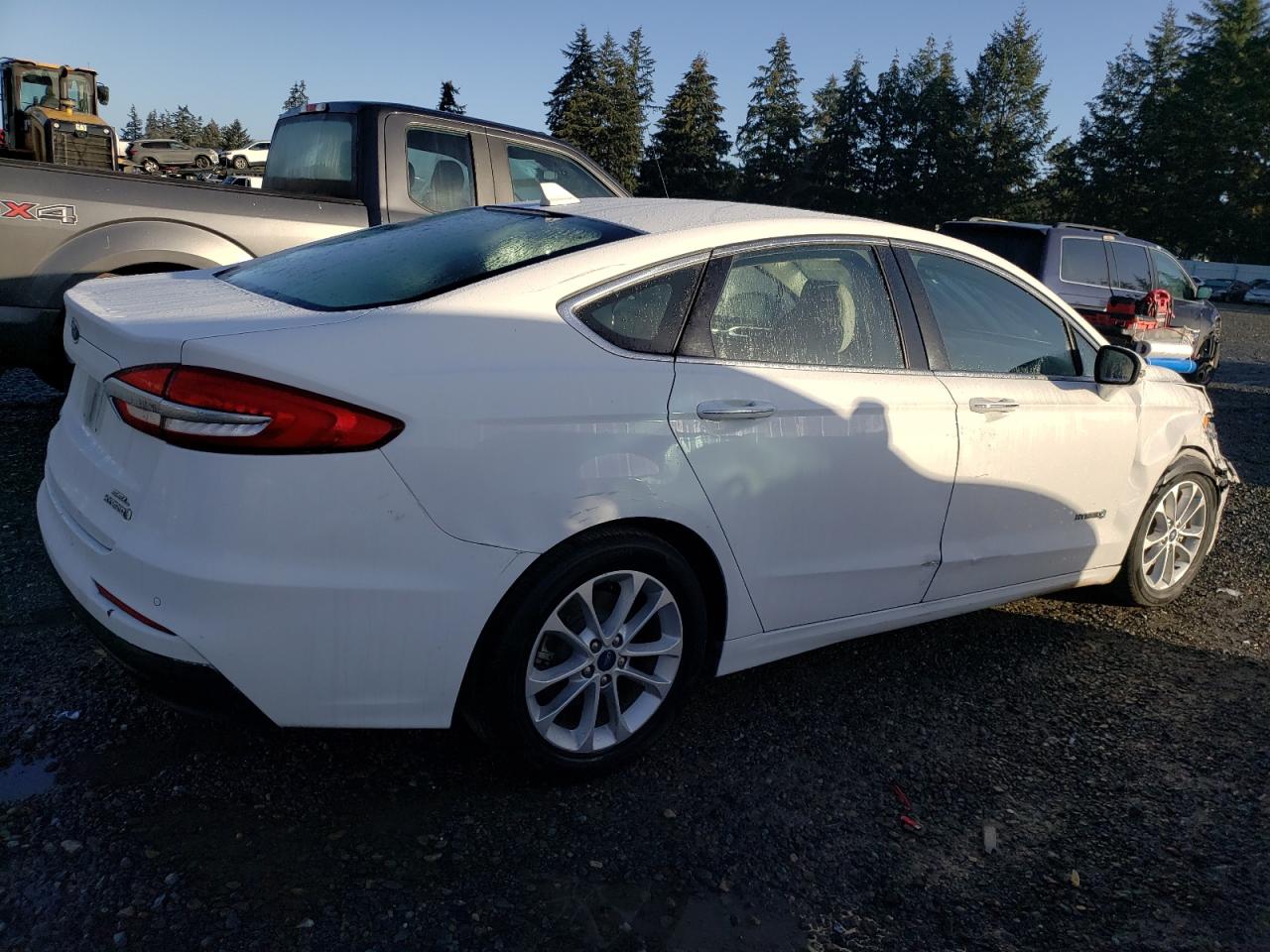 VIN 3FA6P0MU7KR265641 2019 FORD FUSION no.3