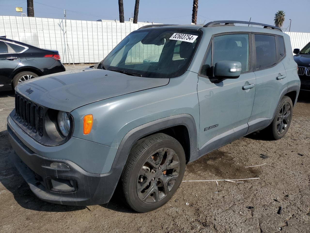 VIN ZACCJABB9JPH43248 2018 JEEP RENEGADE no.1