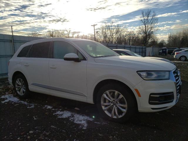  AUDI Q7 2017 White