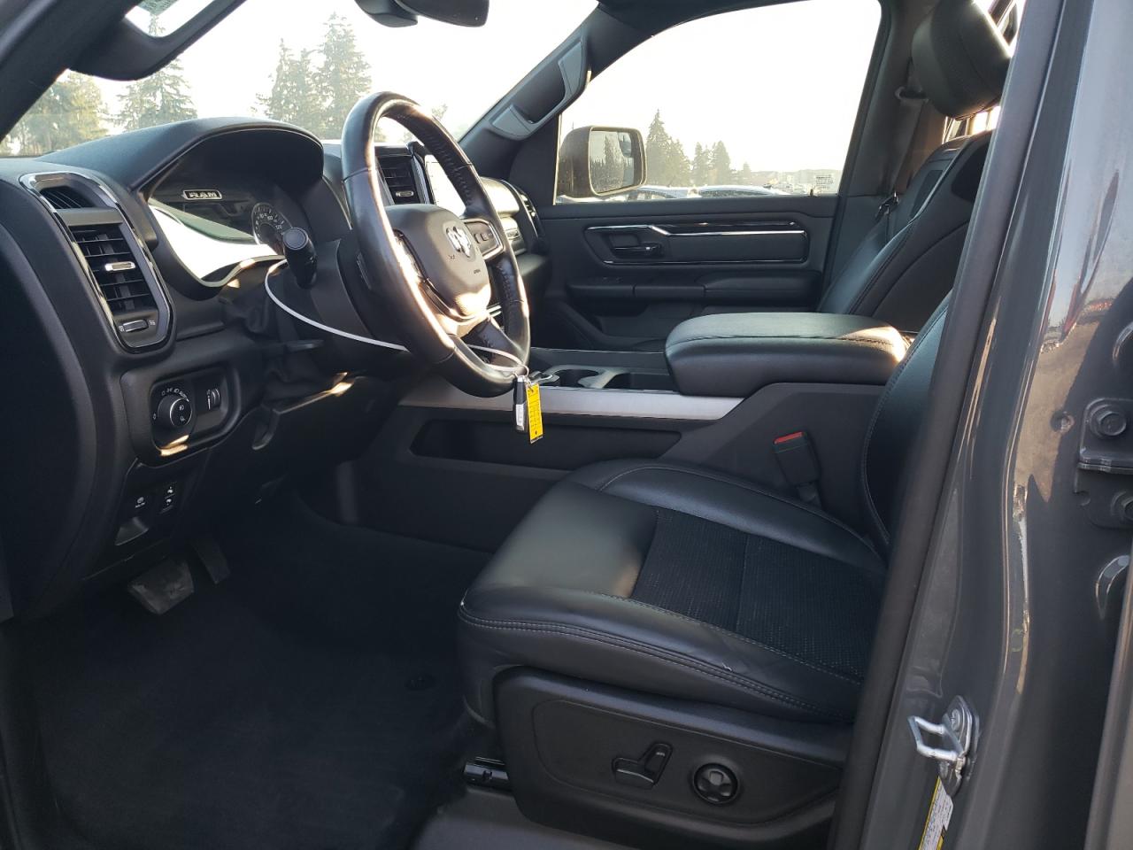 2020 RAM 1500 - Image 7