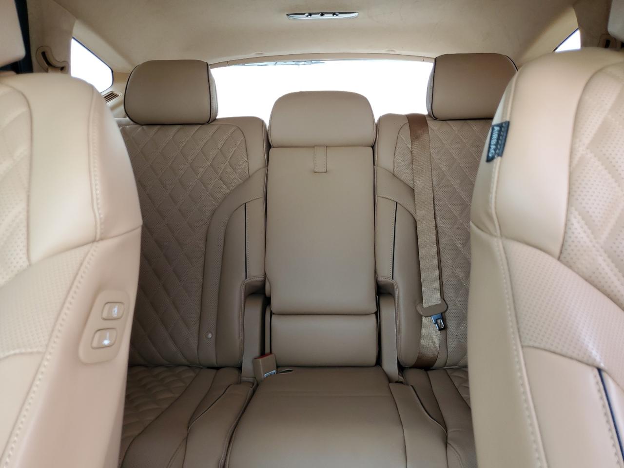 2021 Genesis GV80 - Image 10