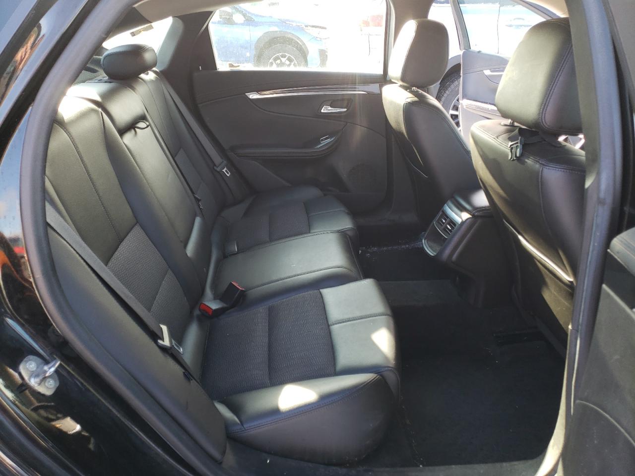 2016 Chevrolet Impala - Image 10