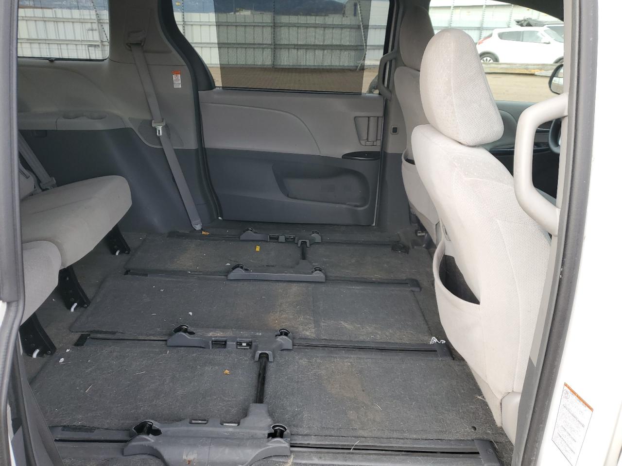 2015 Toyota Sienna Le VIN: 5TDJK3DC2FS112132 Lot: 84671734