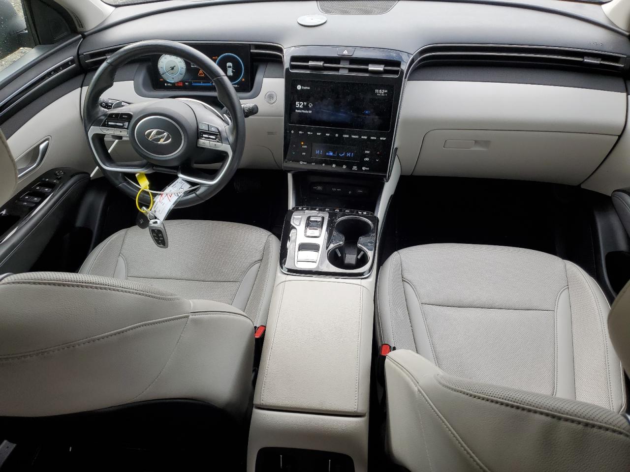 2022 Hyundai Tucson - Image 8