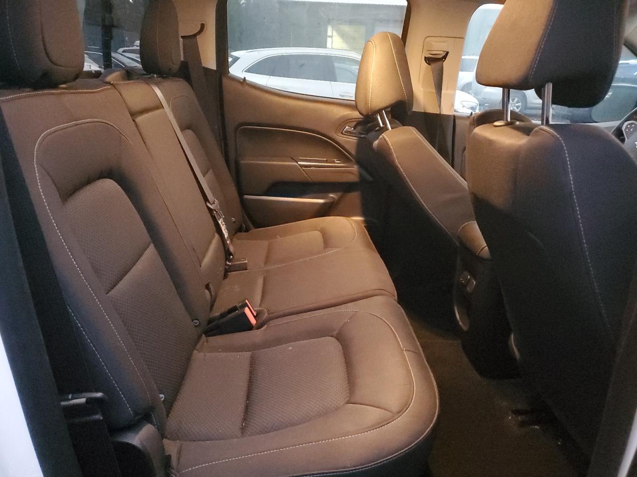 2018 Chevrolet Colorado - Image 10