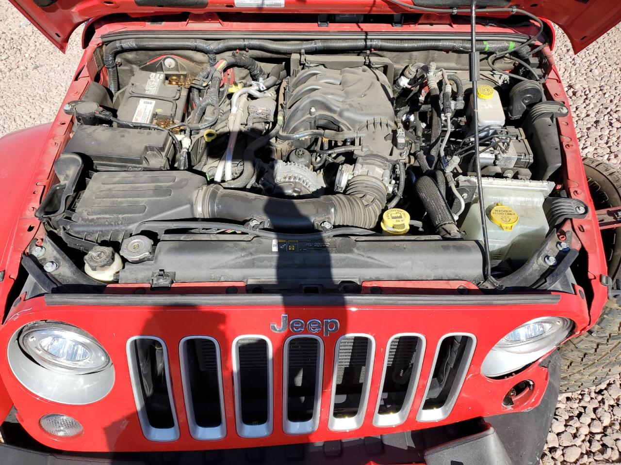 2017 Jeep Wrangler - Image 12