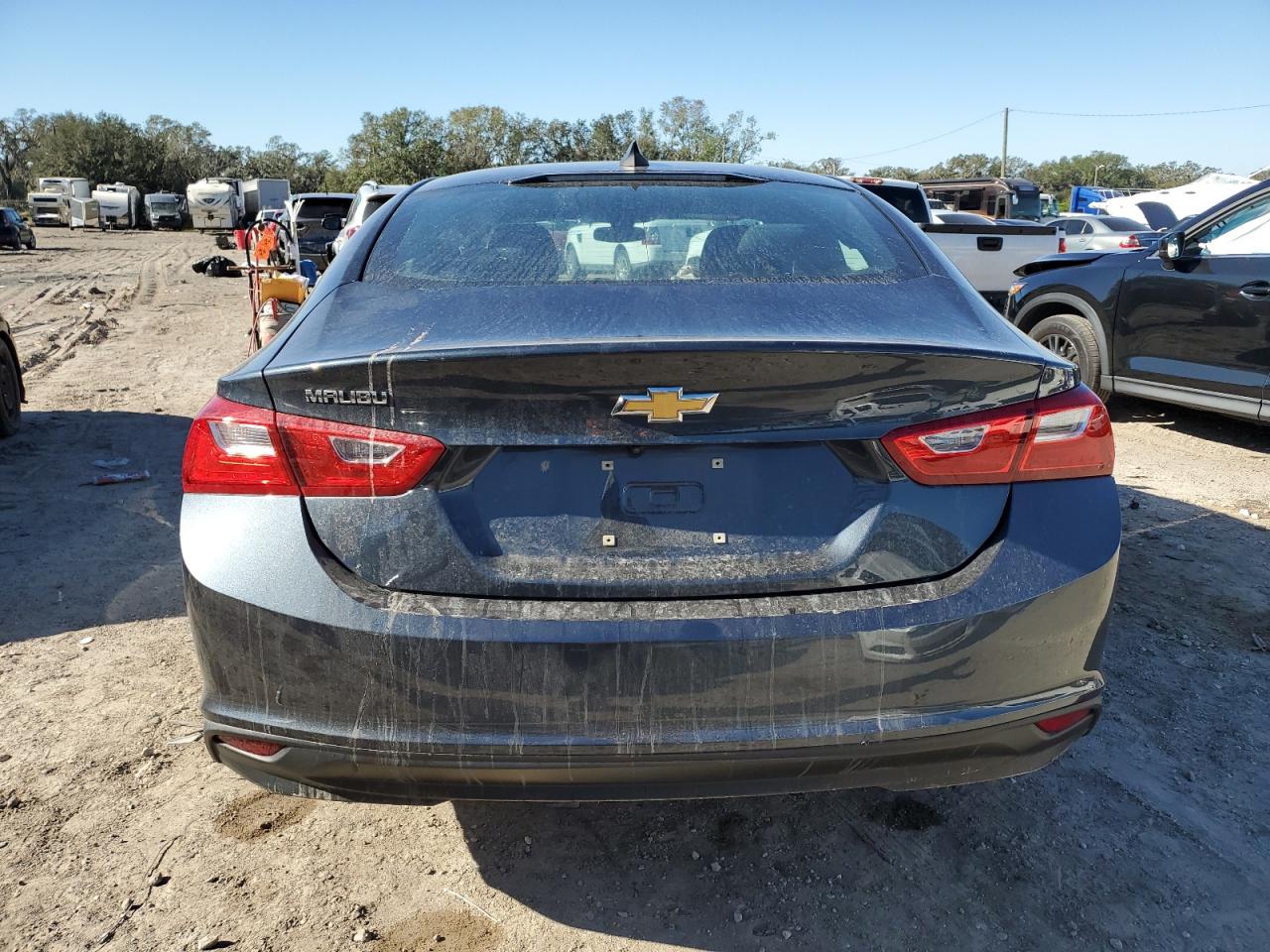 2020 Chevrolet Malibu - Image 6
