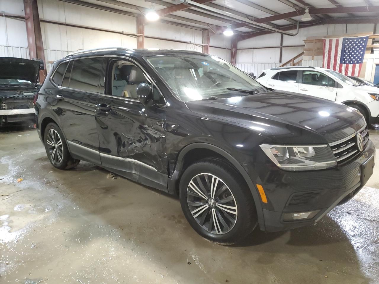 VIN 3VV3B7AX4KM040398 2019 VOLKSWAGEN TIGUAN no.4