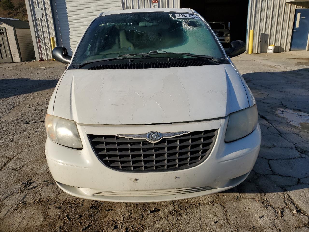 2004 Chrysler Town & Country - Image 5