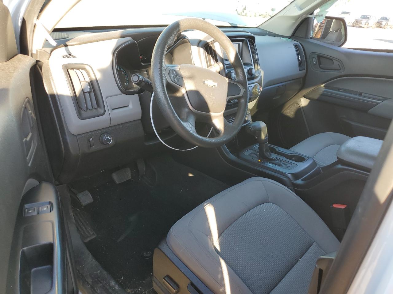 2017 Chevrolet Colorado - Image 8