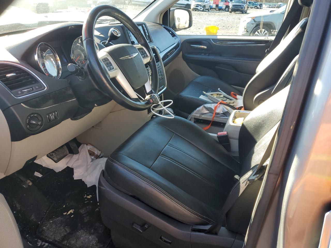 2015 Chrysler Town & Country Touring VIN: 2C4RC1BG2FR673630 Lot: 87007424