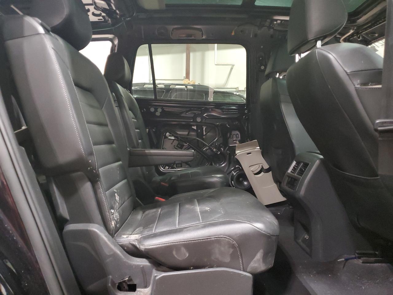 2018 Volkswagen Atlas - Image 11
