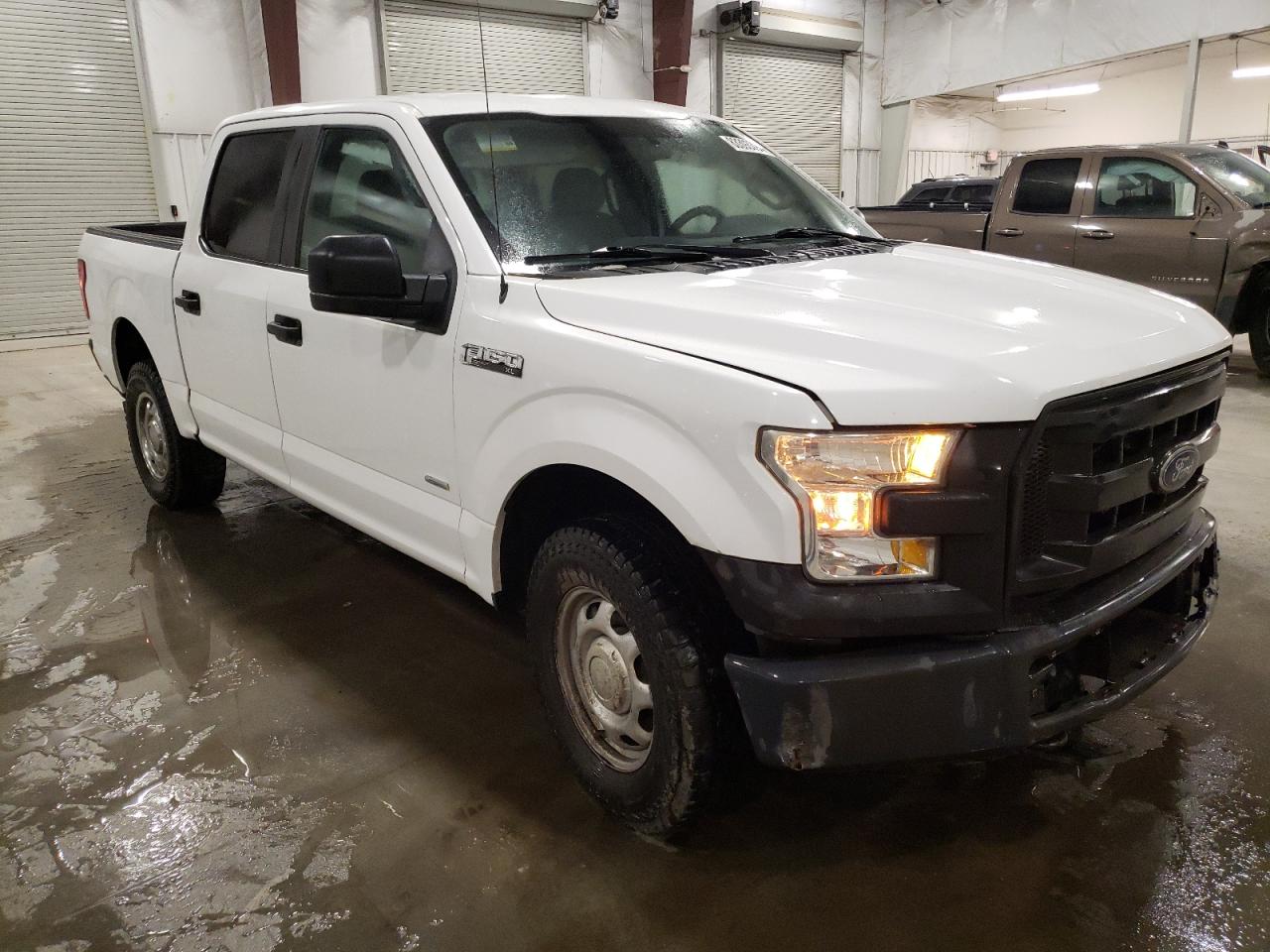 VIN 1FTEW1EG0GFA31708 2016 FORD F-150 no.4