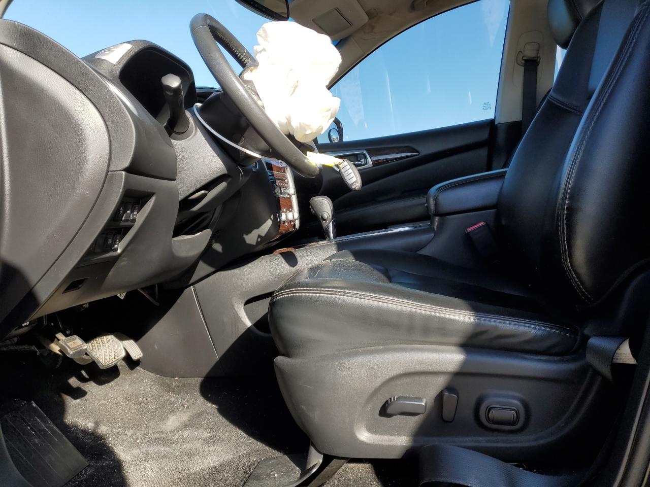 2016 Nissan Pathfinder S VIN: 5N1AR2MN0GC659812 Lot: 84170594