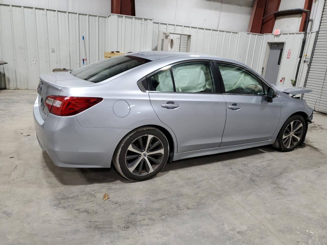 VIN 4S3BNAJ6XF3035834 2015 SUBARU LEGACY no.3