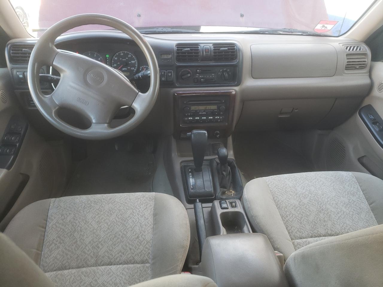2002 Isuzu Rodeo - Image 8