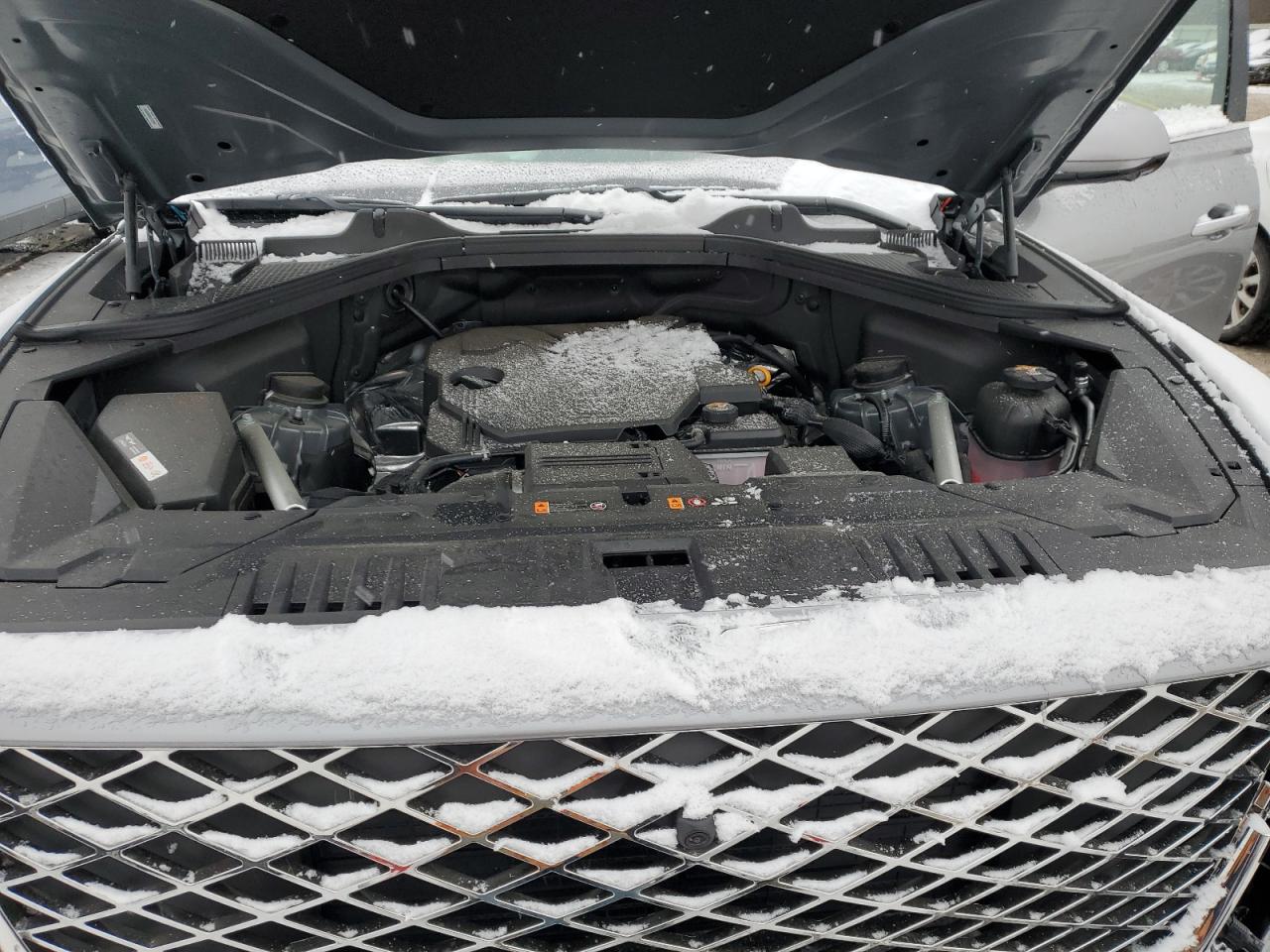 2024 Genesis GV80 - Image 13