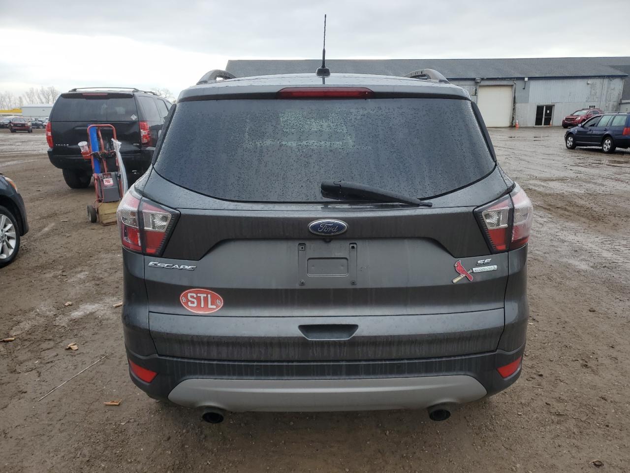 VIN 1FMCU0GD0HUA91832 2017 FORD ESCAPE no.6