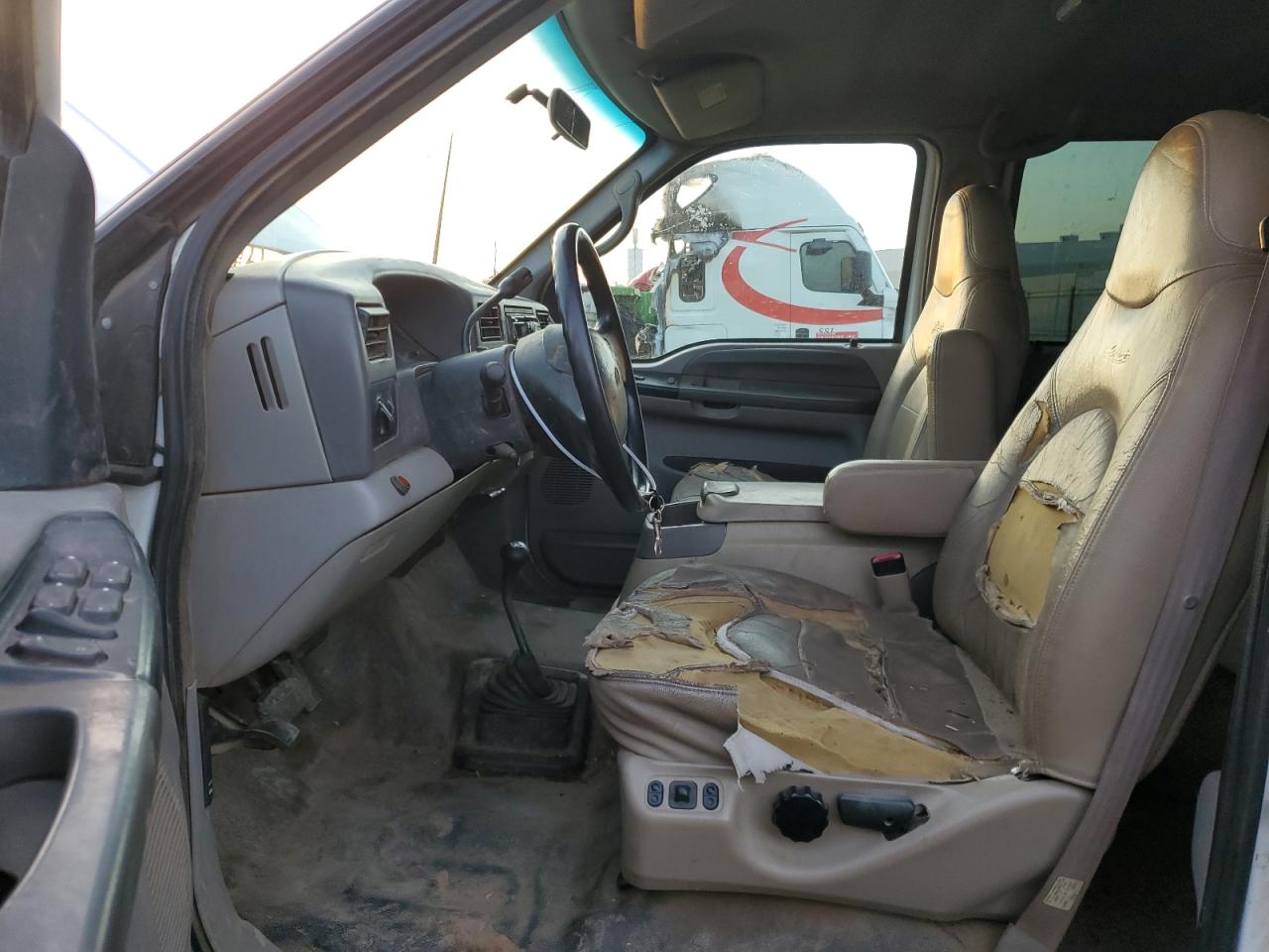 2000 Ford F350 - Image 7