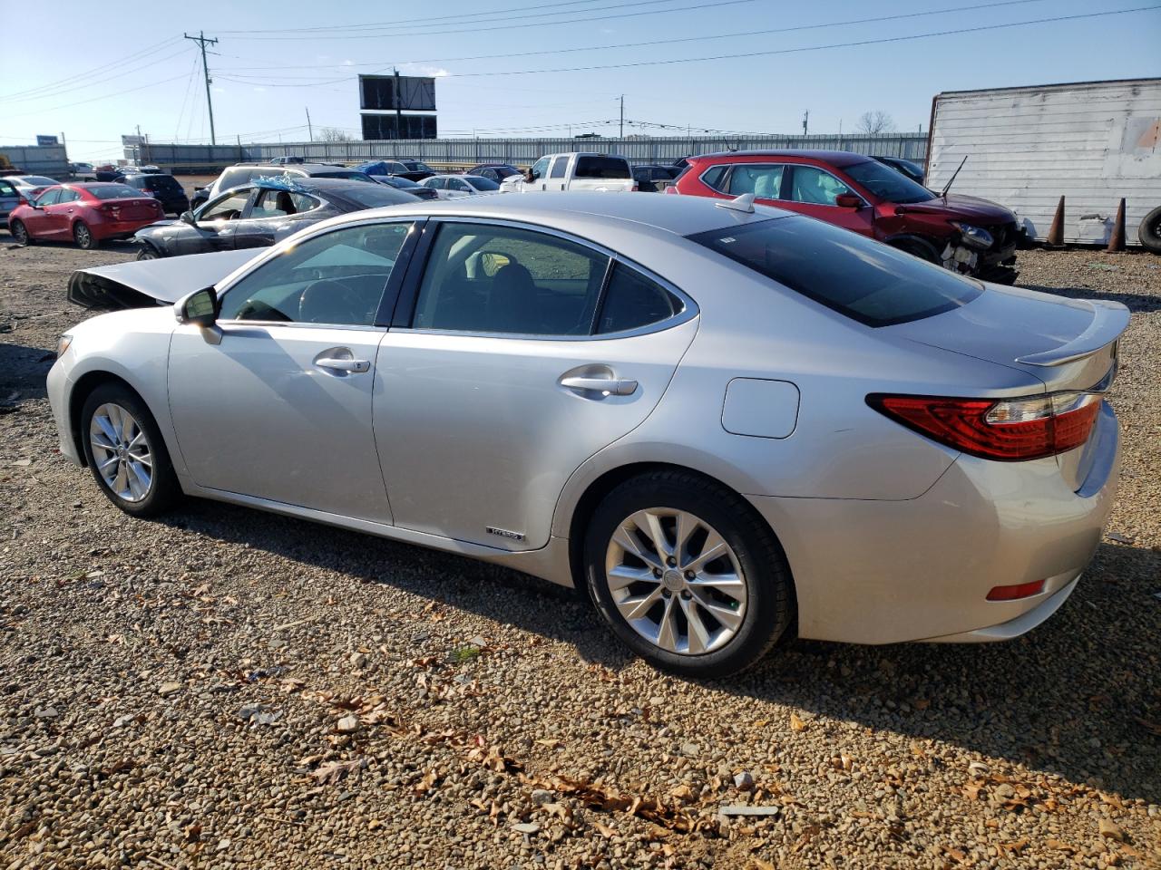 2013 Lexus ES - Image 2