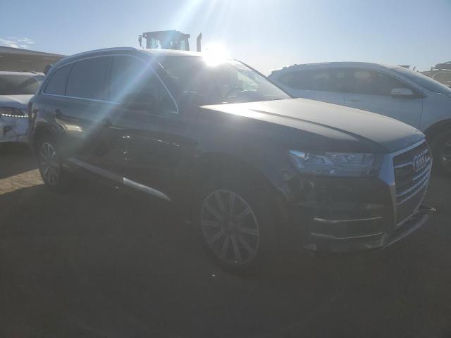  AUDI Q7 2018 Синий