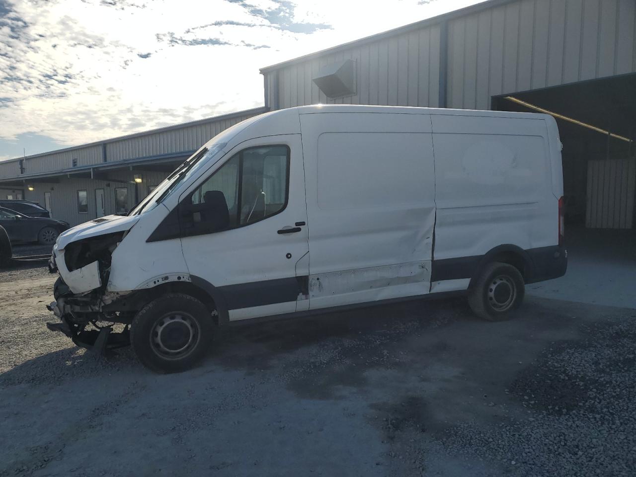 VIN 1FTYR2CM9GKA16523 2016 FORD TRANSIT no.1