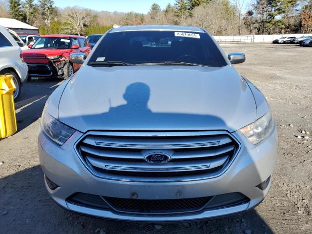  FORD TAURUS 2015 Srebrny