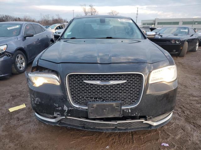  CHRYSLER 300 2018 Черный