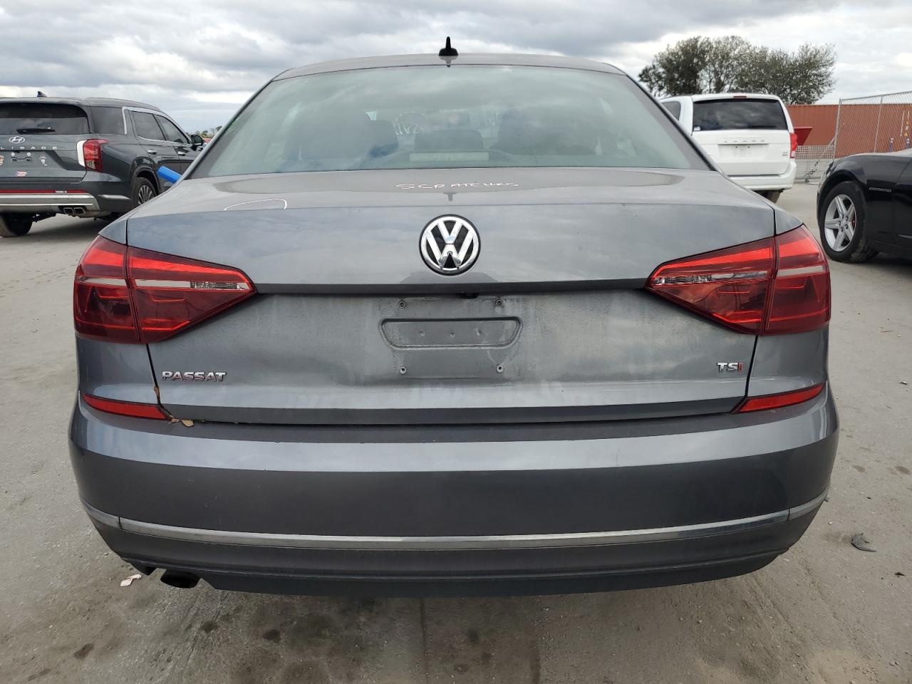 VIN 1VWLA7A34KC013487 2019 VOLKSWAGEN PASSAT no.6