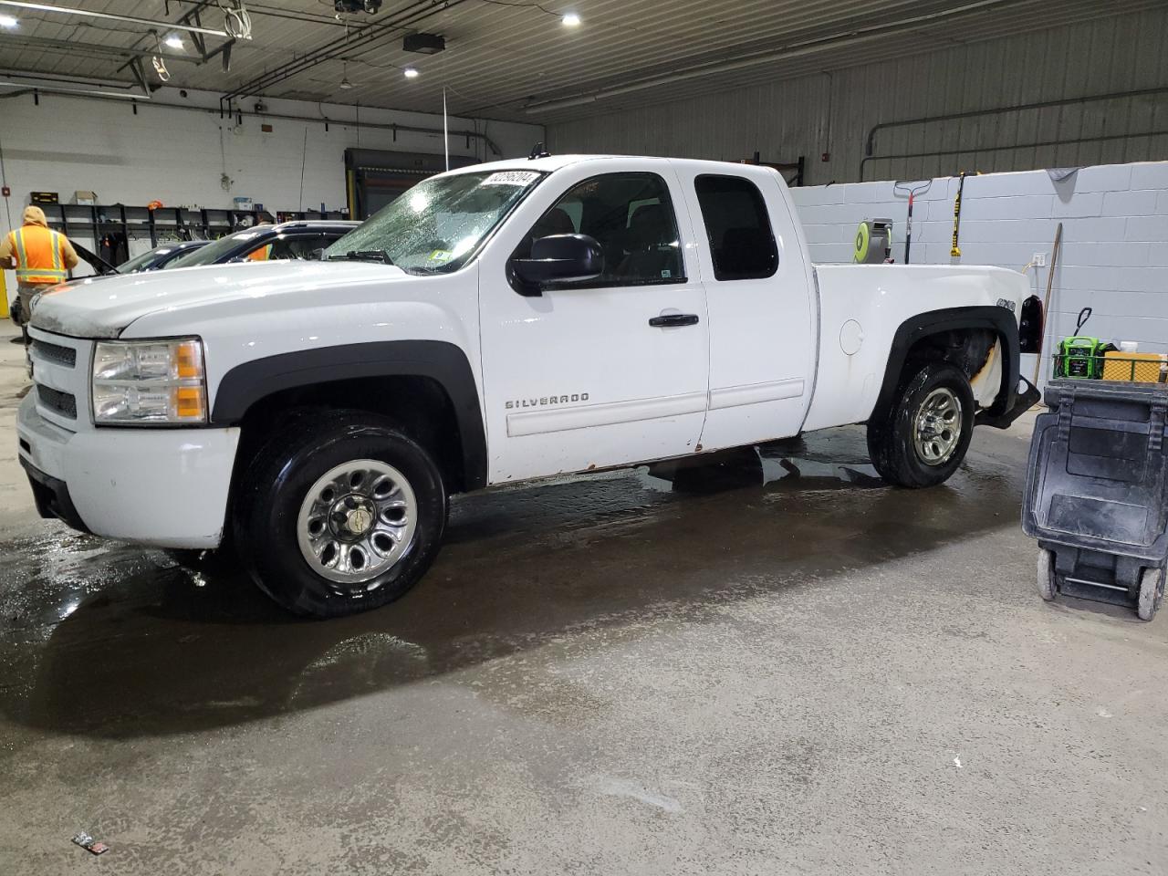 2011 Chevrolet Silverado - Image 1