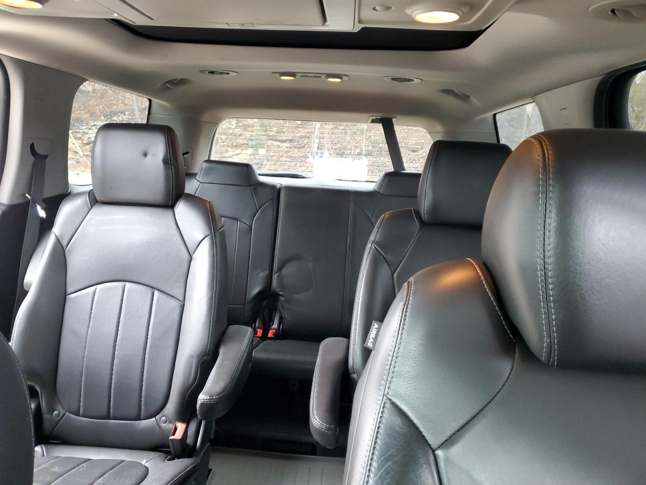 2016 GMC Acadia Denali VIN: 1GKKRTKD4GJ158933 Lot: 82620794