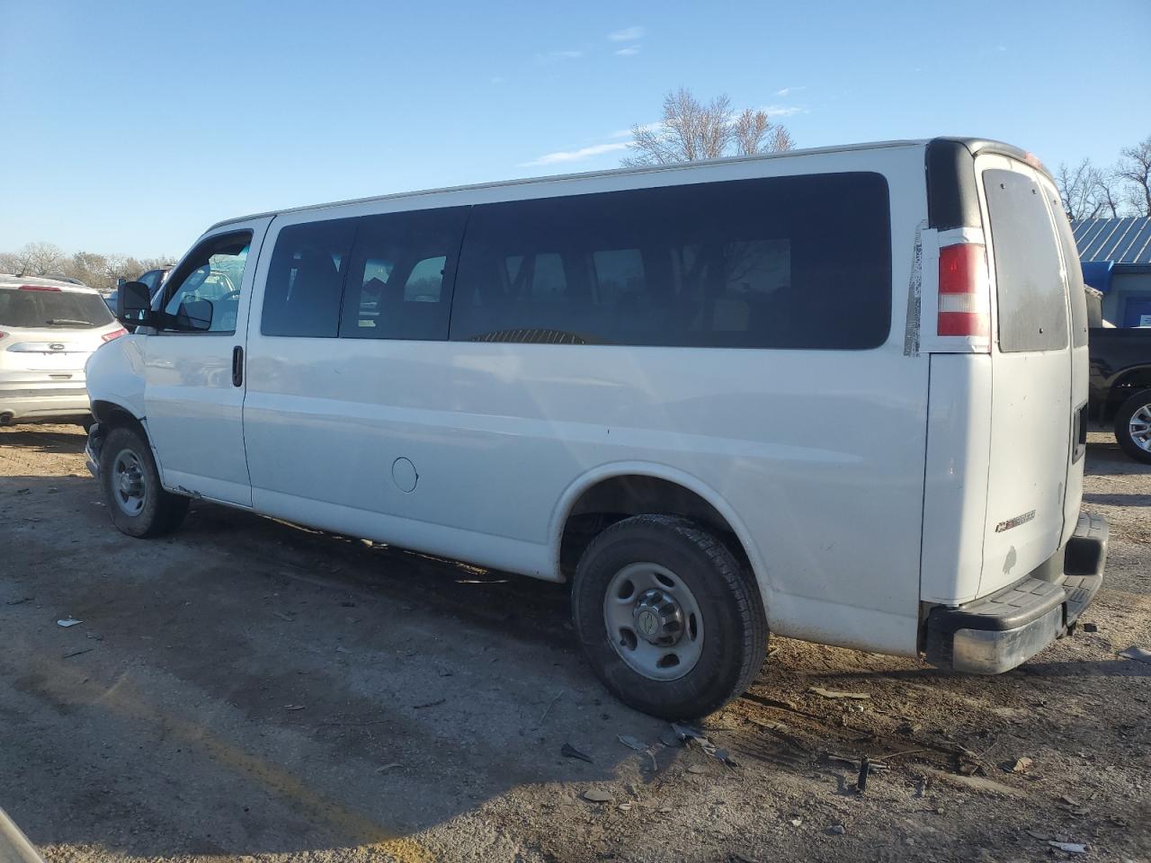 2016 Chevrolet Express - Image 2