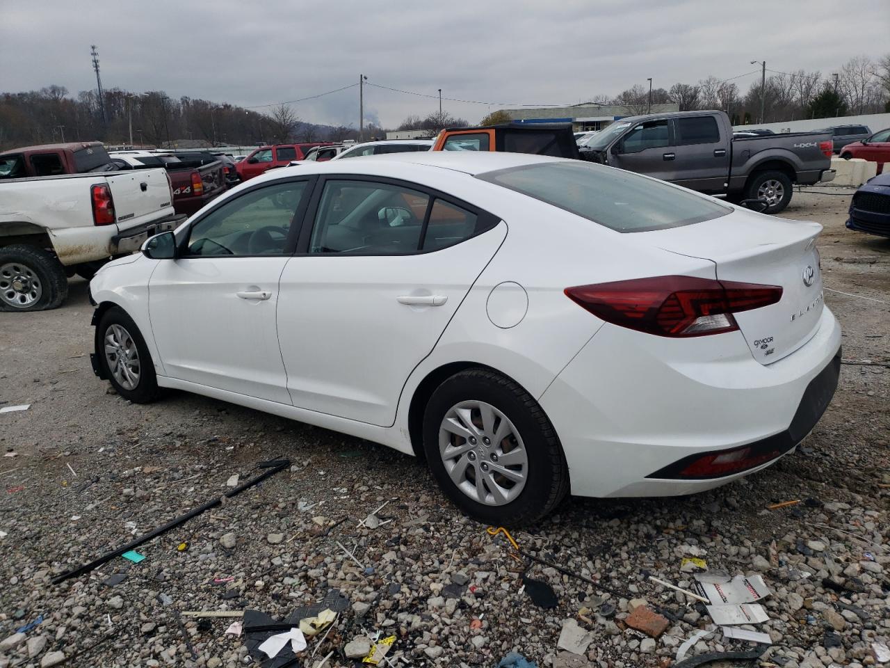 2019 Hyundai Elantra - Image 2