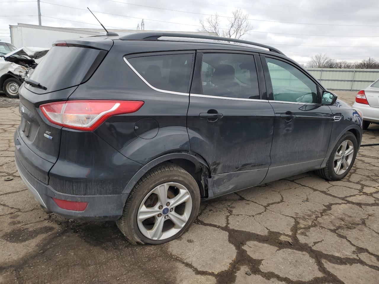 VIN 1FMCU9GX7EUB77472 2014 FORD ESCAPE no.3