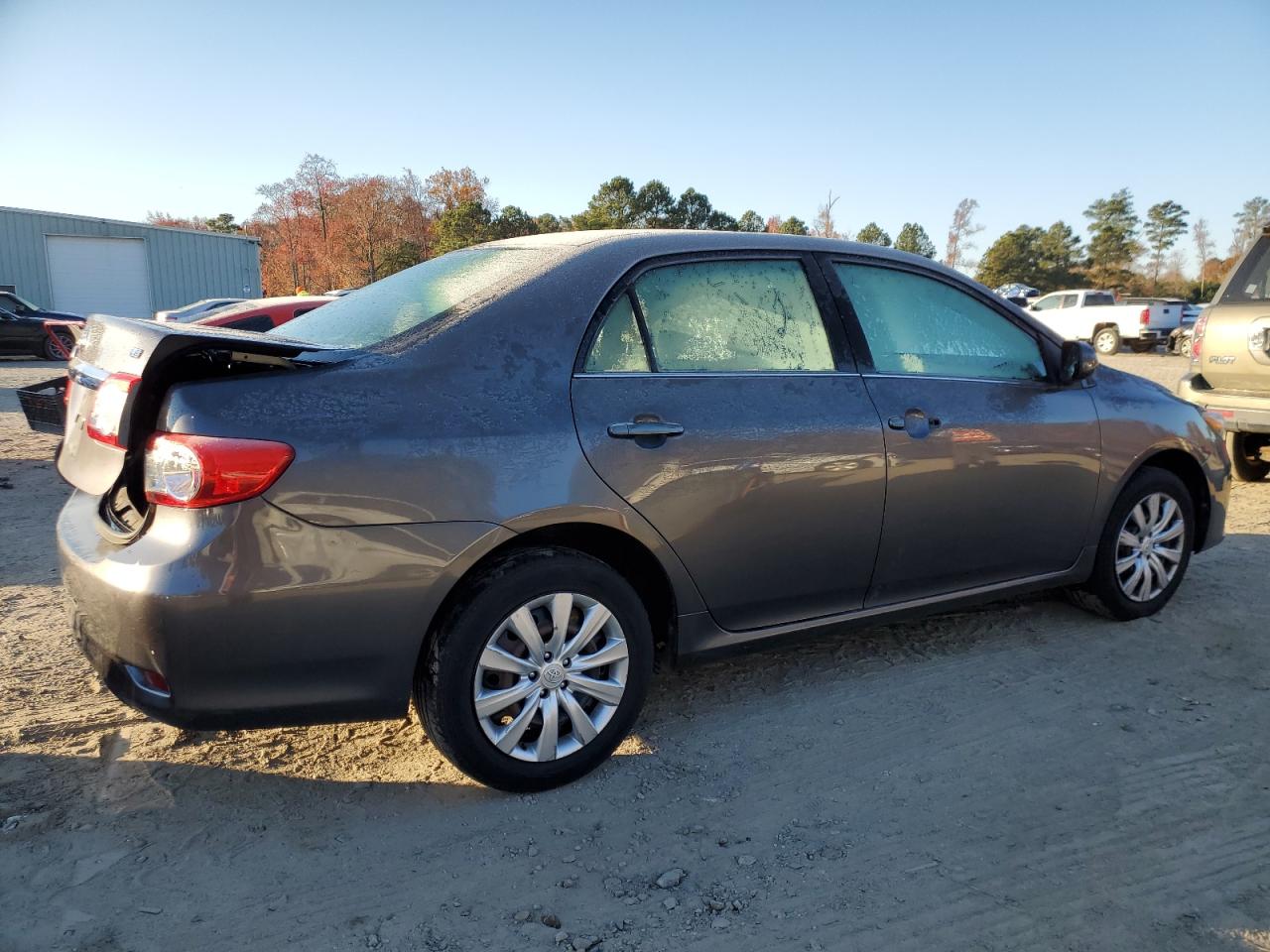 VIN 5YFBU4EE7DP097542 2013 TOYOTA COROLLA no.3