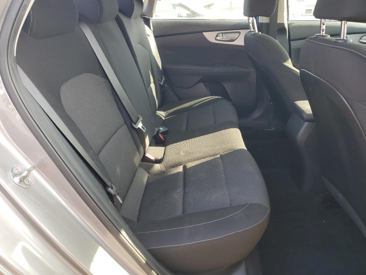 2023 Kia Forte - Image 10