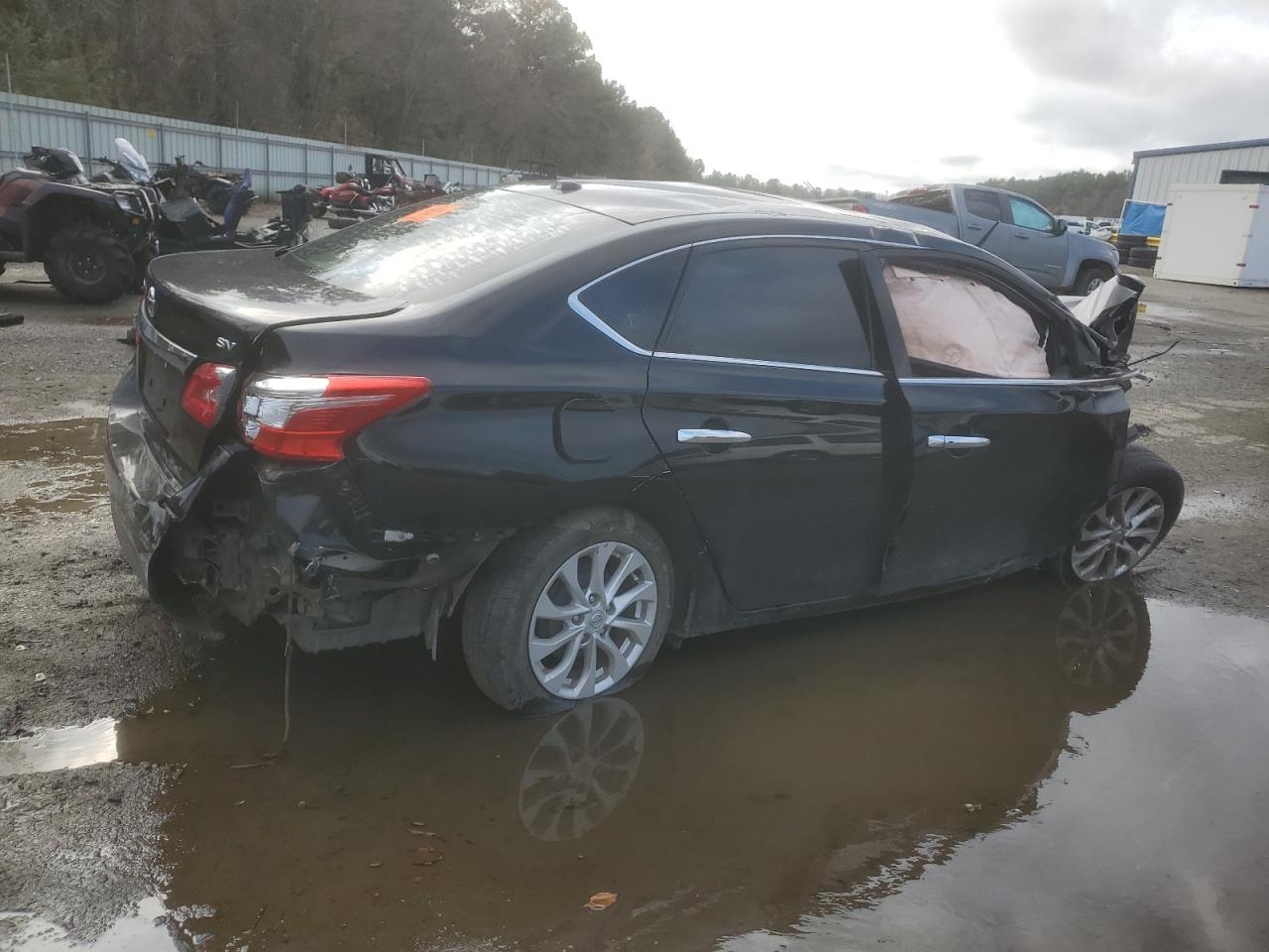 2016 Nissan Sentra - Image 3