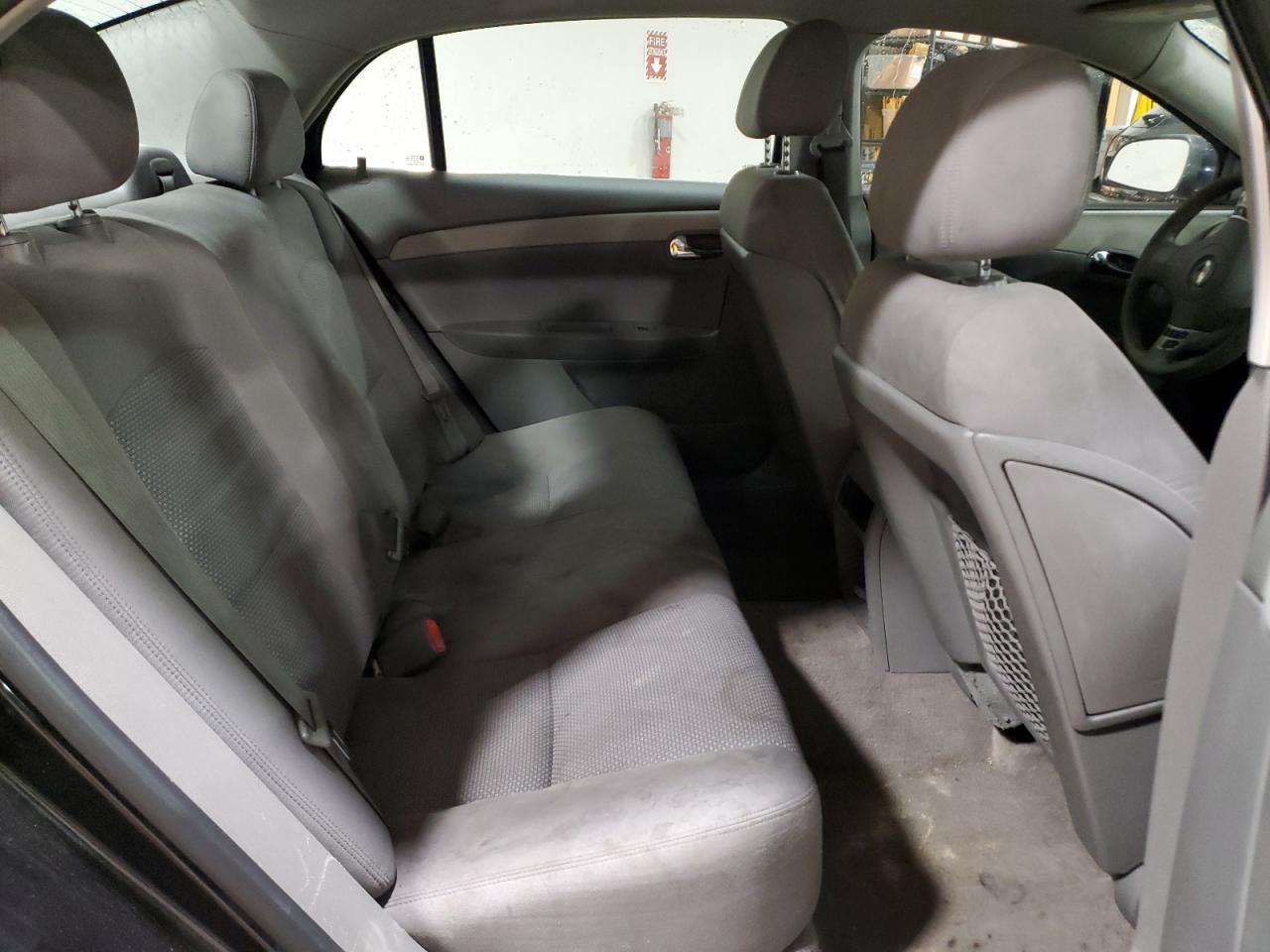 2009 Chevrolet Malibu - Image 10