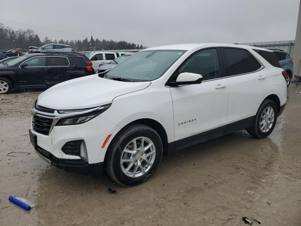 2022 Chevrolet Equinox - Image 1