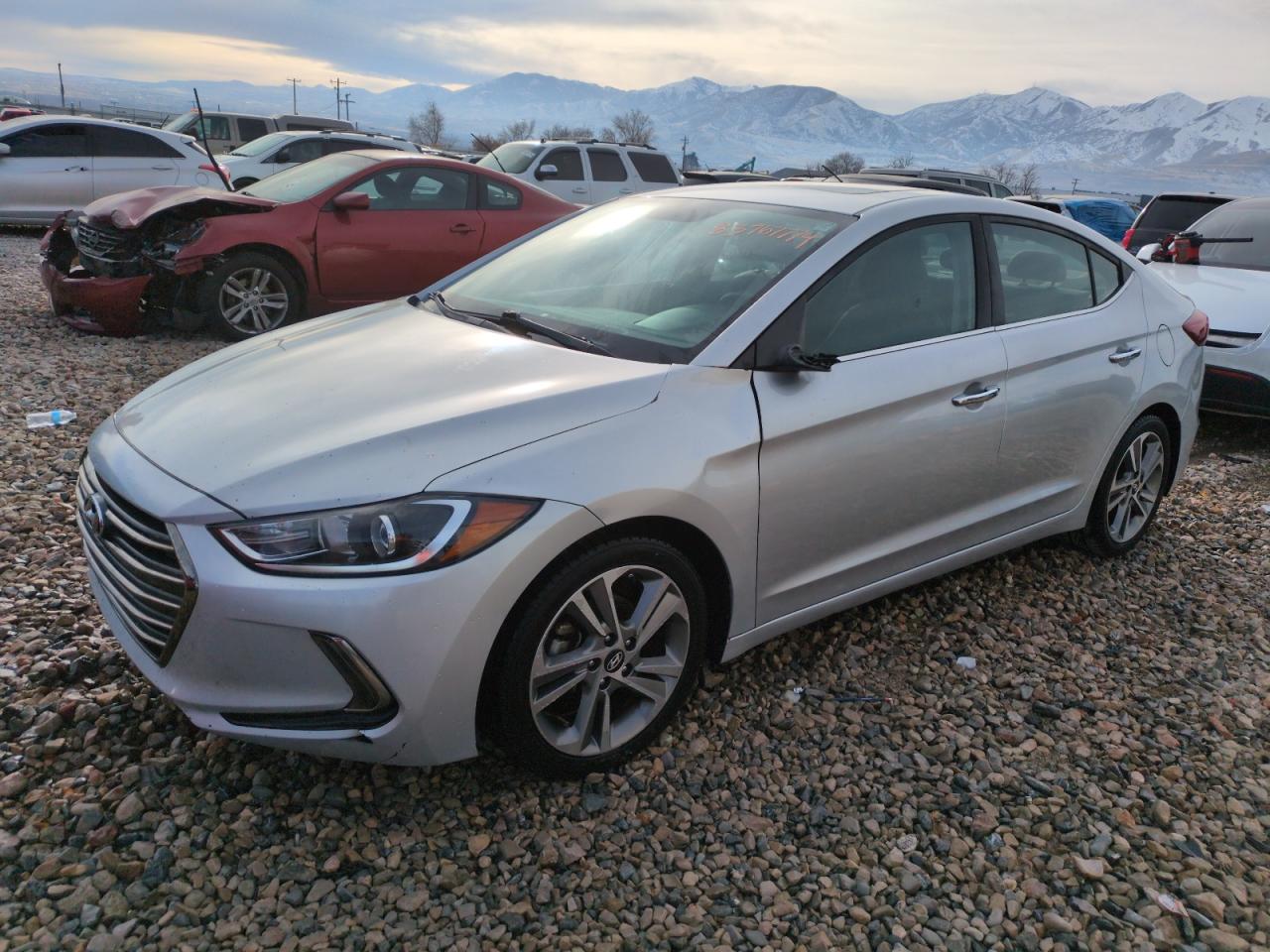 VIN 5NPD84LF9HH077157 2017 HYUNDAI ELANTRA no.1