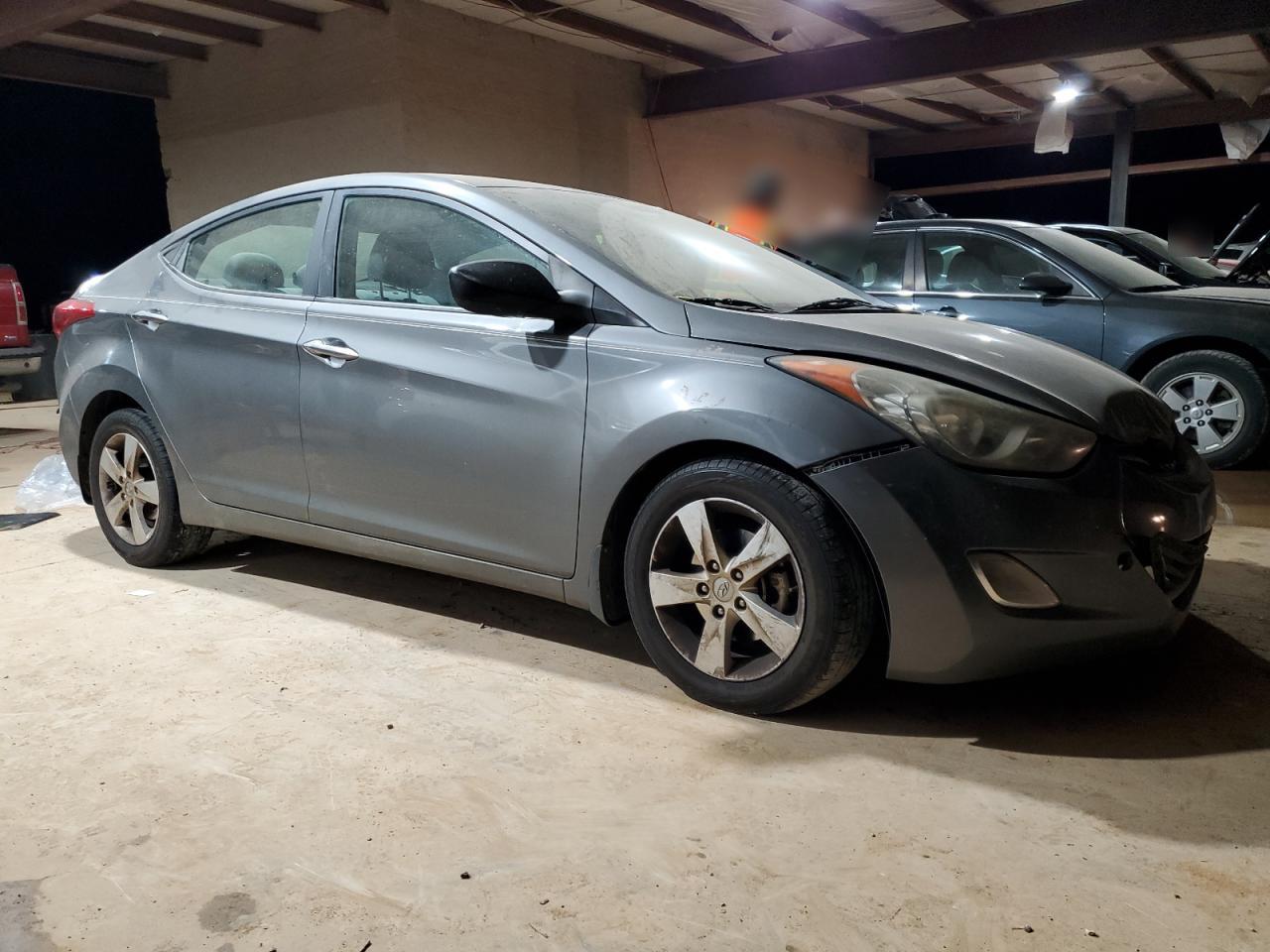 VIN 5NPDH4AEXDH426900 2013 HYUNDAI ELANTRA no.4